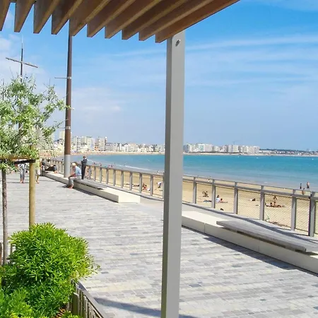 Avec Balcon Face Mer, Parking Et Proche Centre, Aux Sables-d'olonne - Fr-1-92-774 アパート
